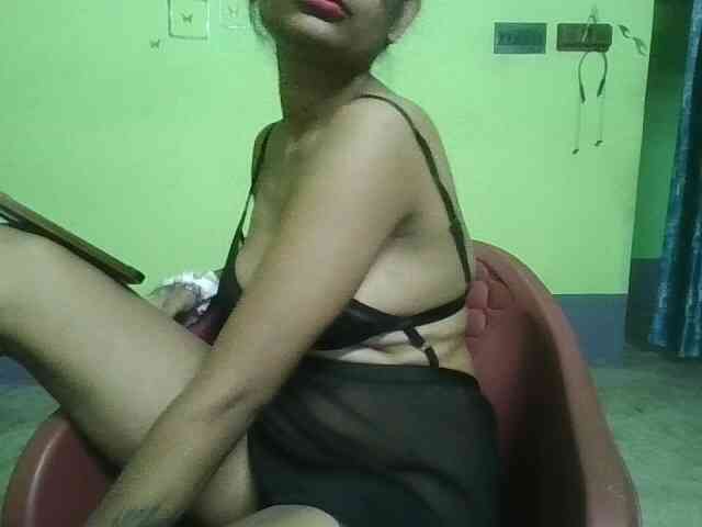 sweet-kaniika webcam