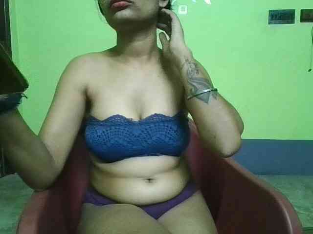 sweet-kaniika webcam