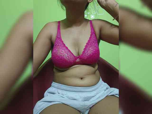 sweet-kaniika webcam