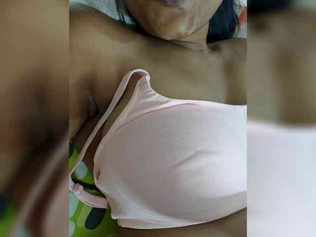 sweet-kaniika webcam