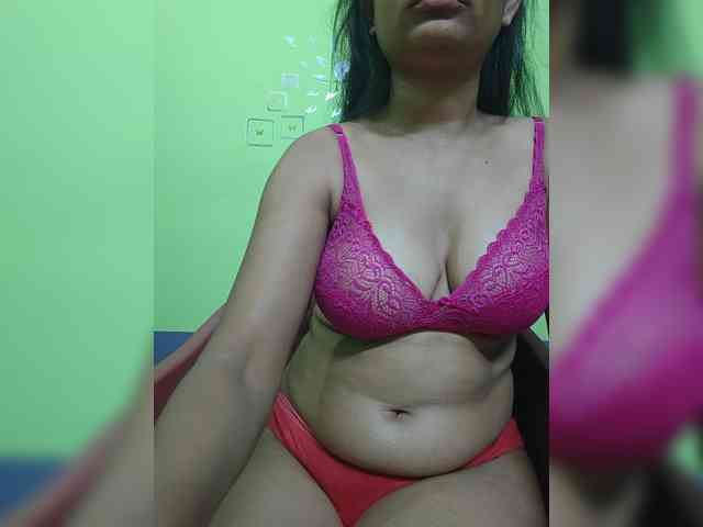 sweet-kaniika webcam