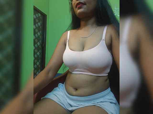 sweet-kaniika webcam