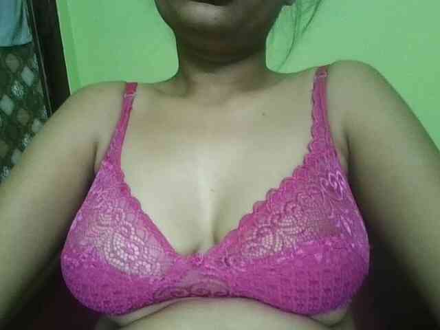 sweet-kaniika webcam