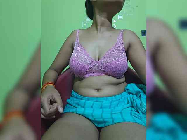sweet-kaniika webcam