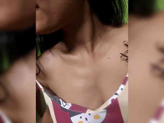 sweet-kaniika webcam