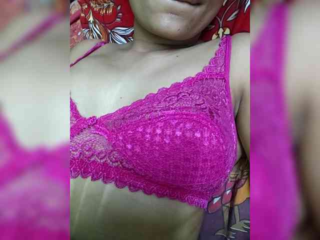 sweet-kaniika webcam