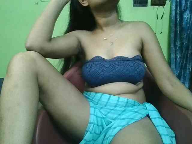 sweet-kaniika webcam