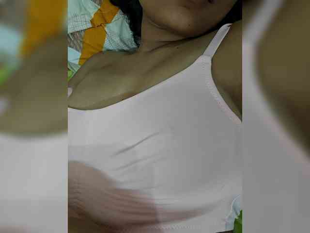 sweet-kaniika webcam