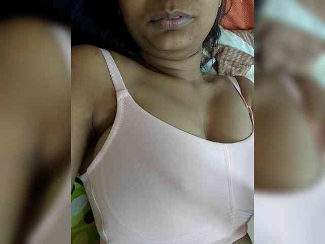 sweet-kaniika webcam