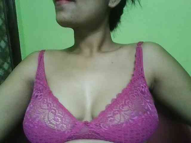 sweet-kaniika webcam