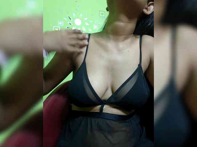 sweet-kaniika webcam