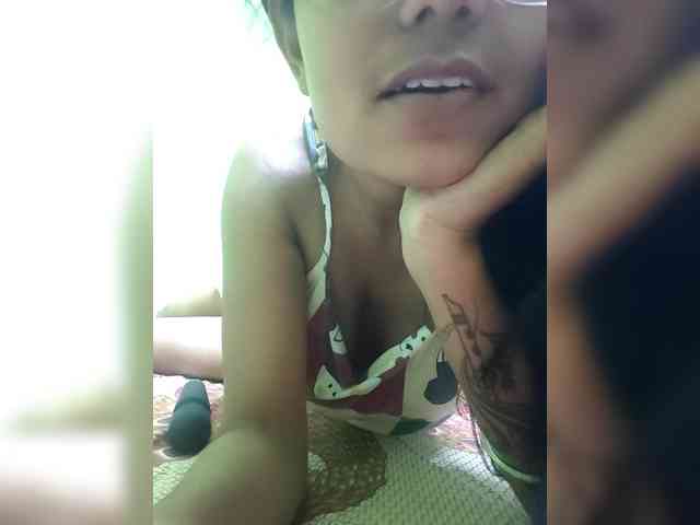 sweet-kaniika webcam