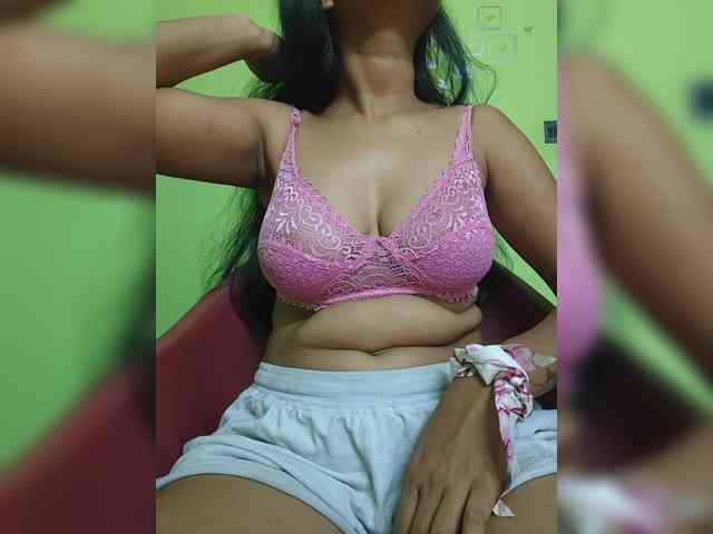 sweet-kaniika webcam