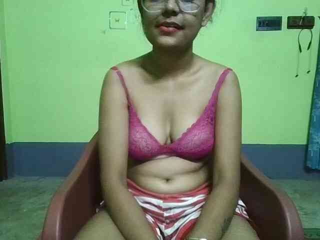 sweet-kaniika webcam