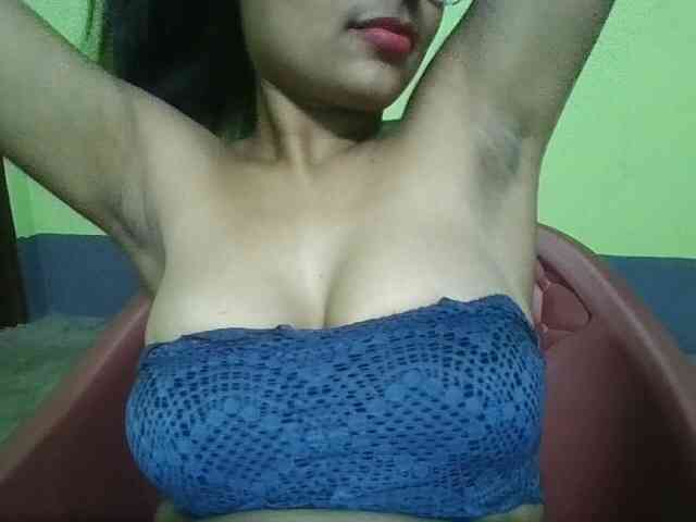 sweet-kaniika webcam