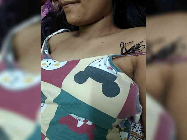 sweet-kaniika webcam