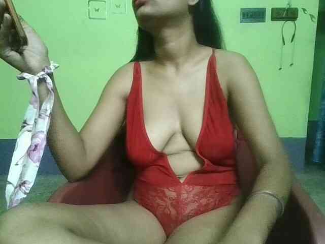 sweet-kaniika webcam