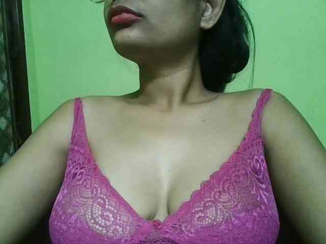 sweet-kaniika webcam