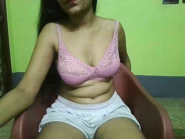 sweet-kaniika webcam