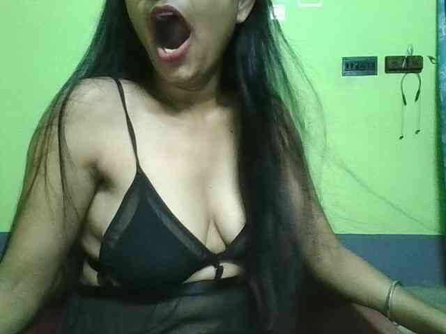 sweet-kaniika webcam