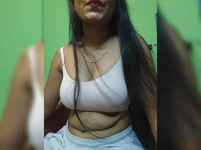sweet-kaniika webcam