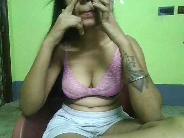 sweet-kaniika webcam