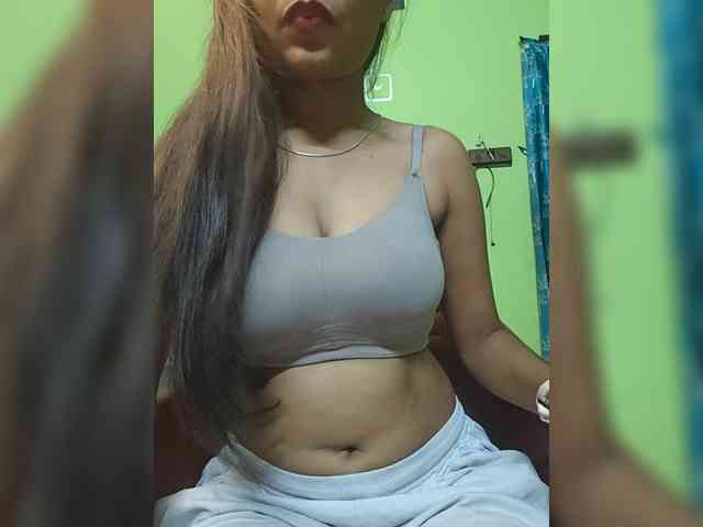 sweet-kaniika webcam