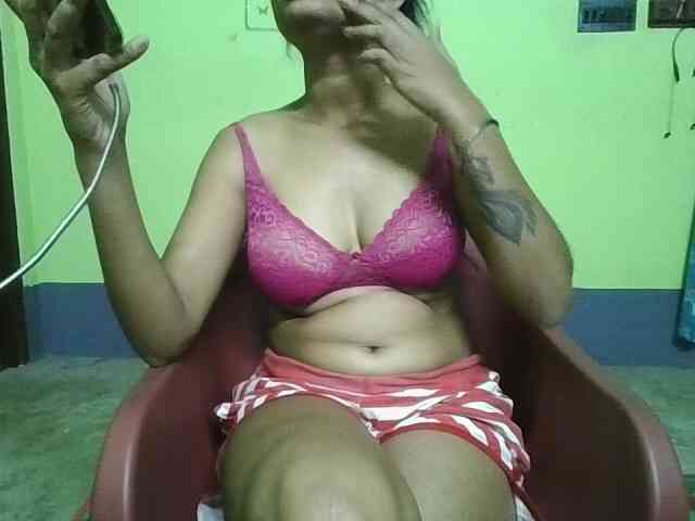 sweet-kaniika webcam