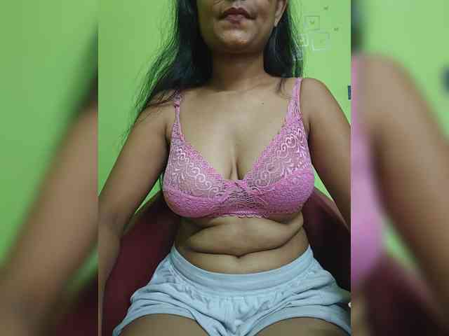 sweet-kaniika webcam