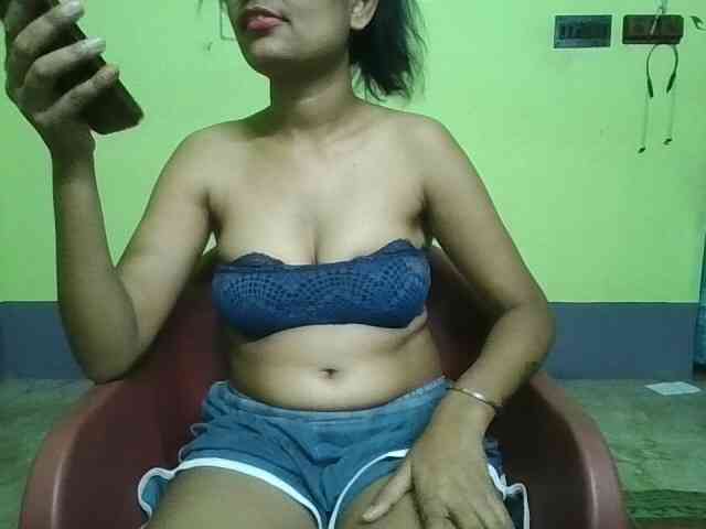 sweet-kaniika webcam