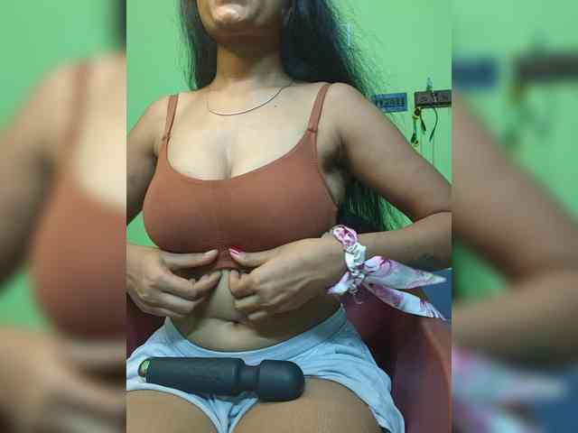 sweet-kaniika webcam