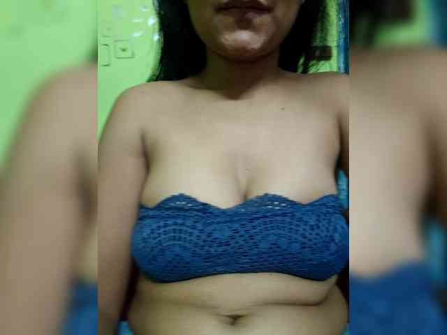 sweet-kaniika webcam