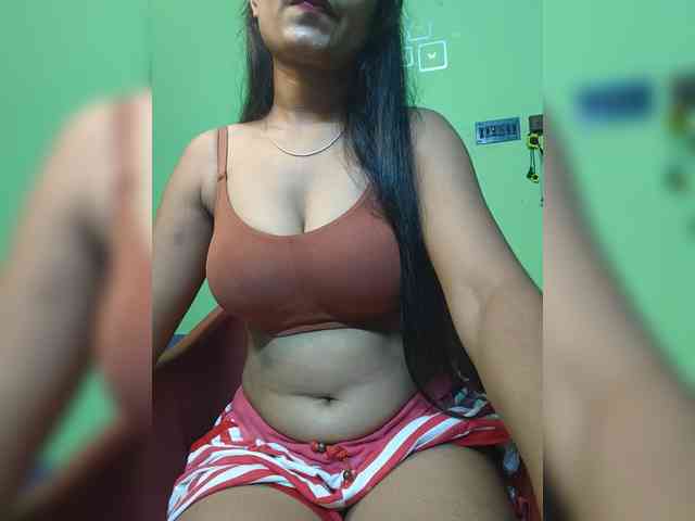 sweet-kaniika webcam