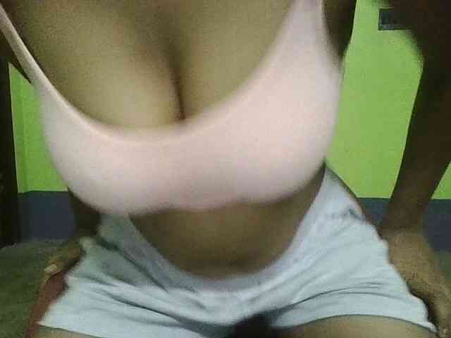 sweet-kaniika webcam