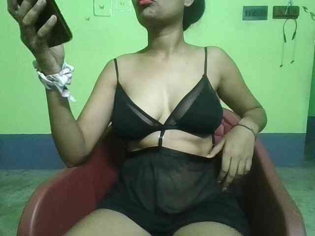 sweet-kaniika webcam