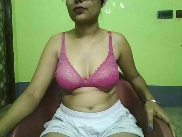 sweet-kaniika webcam