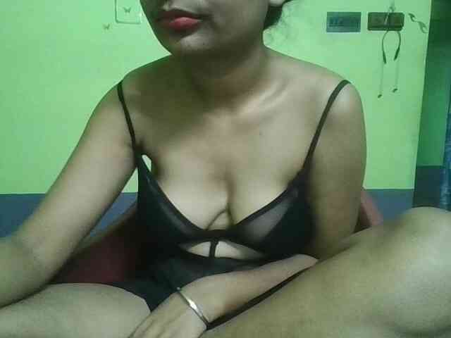 sweet-kaniika webcam