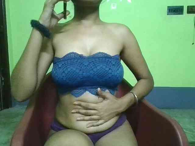 sweet-kaniika webcam