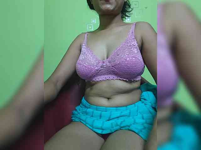 sweet-kaniika webcam