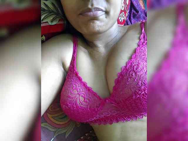 sweet-kaniika webcam