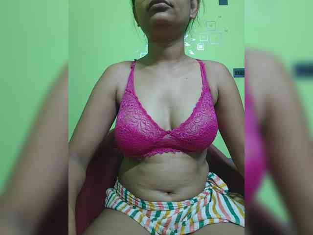 sweet-kaniika webcam