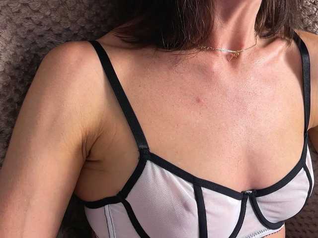 KatyKar live cam on BongaCams