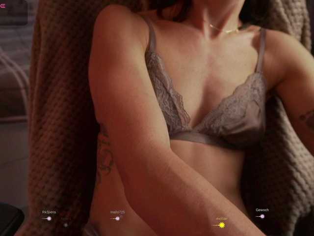 KatyKar live cam on BongaCams