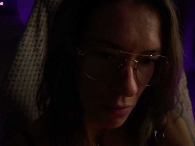 KatyKar live cam on BongaCams