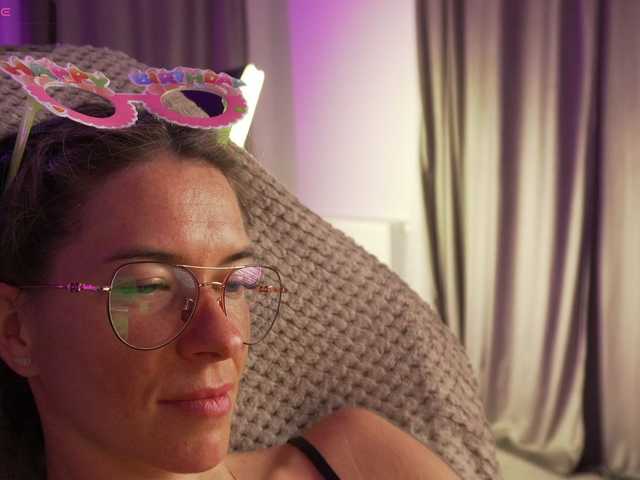 KatyKar live cam on BongaCams