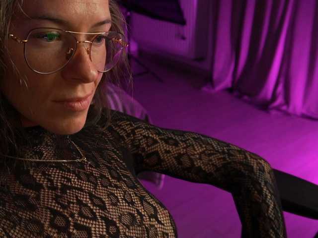 KatyKar live cam on BongaCams