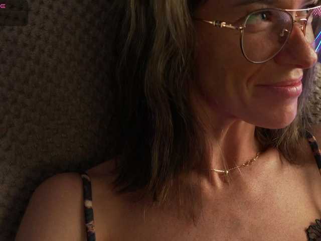 KatyKar live cam on BongaCams