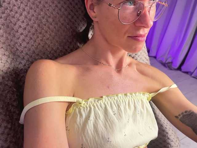 KatyKar live cam on BongaCams