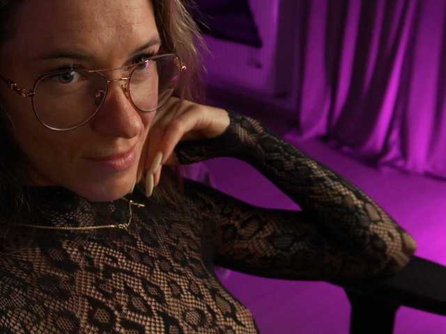 KatyKar live cam on BongaCams