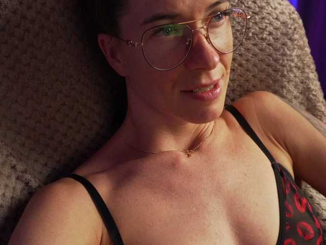 KatyKar live cam on BongaCams